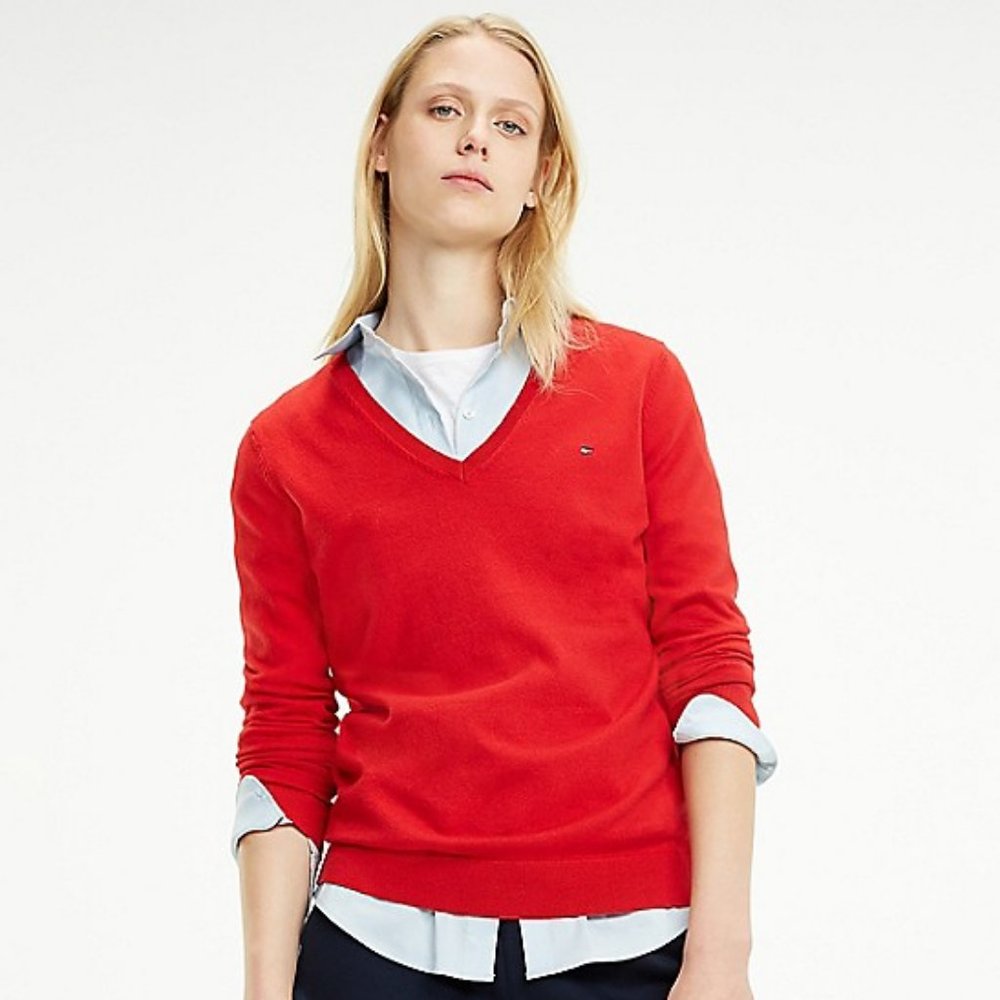 TOMMY HILFIGER Heritage V-Neck Sweater in Red MEDIUM